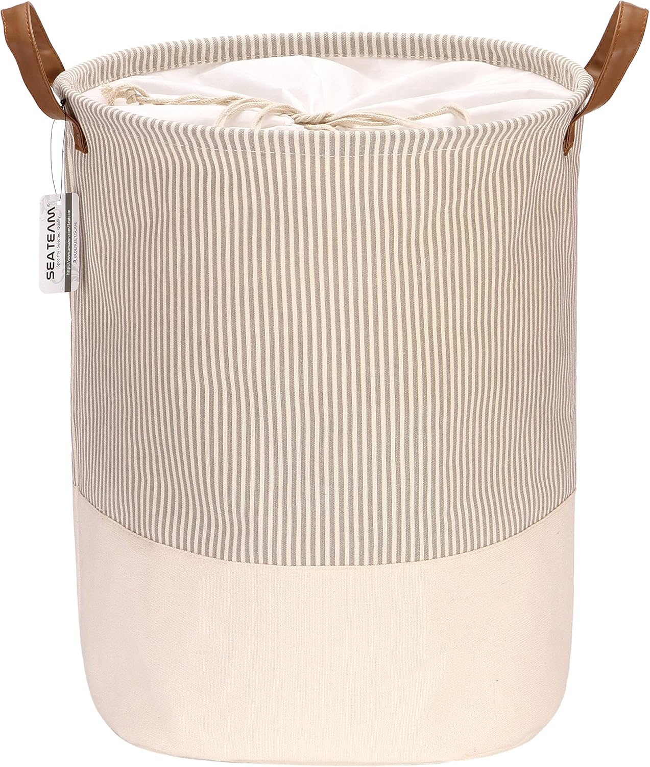 Petit panier tressé avec couvercle beige pour rangement discret serviettes hygiéniques style bohème
